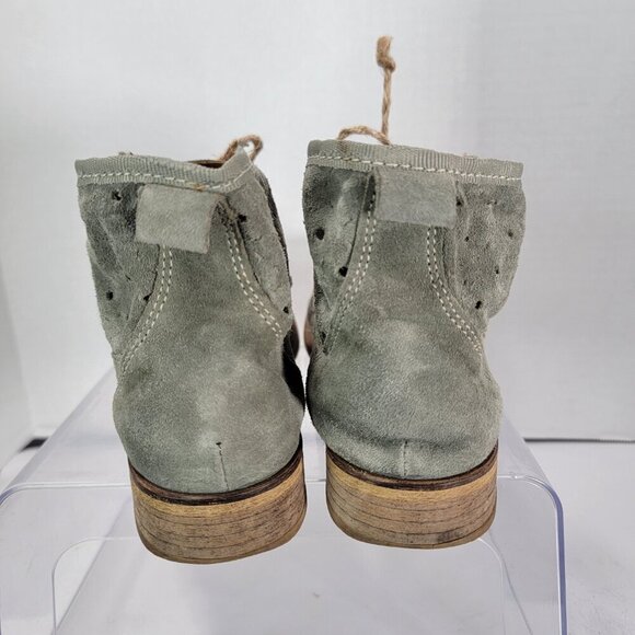 Womens 9/9.5 Olive Green Booties Relaxed Ankle Boots Boho Cottagecore Earthy - Picture 6 of 9
